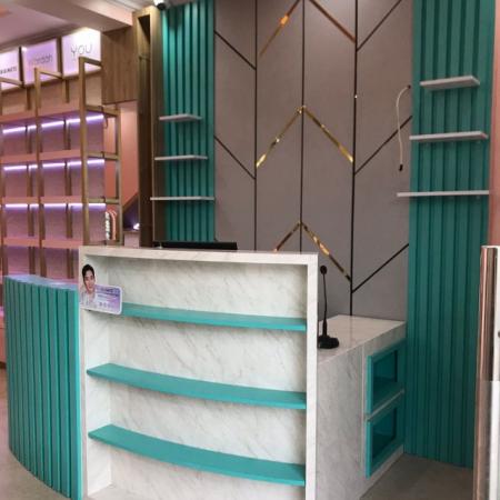 Meja CS/Kasir/Meja Resepsionis